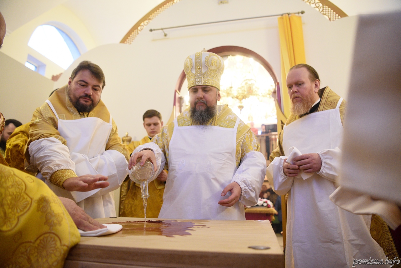 Митрополит Олександр взяв участь в освяченні Предстоятелем новозбудованої церкви святого Миколая у Хотові