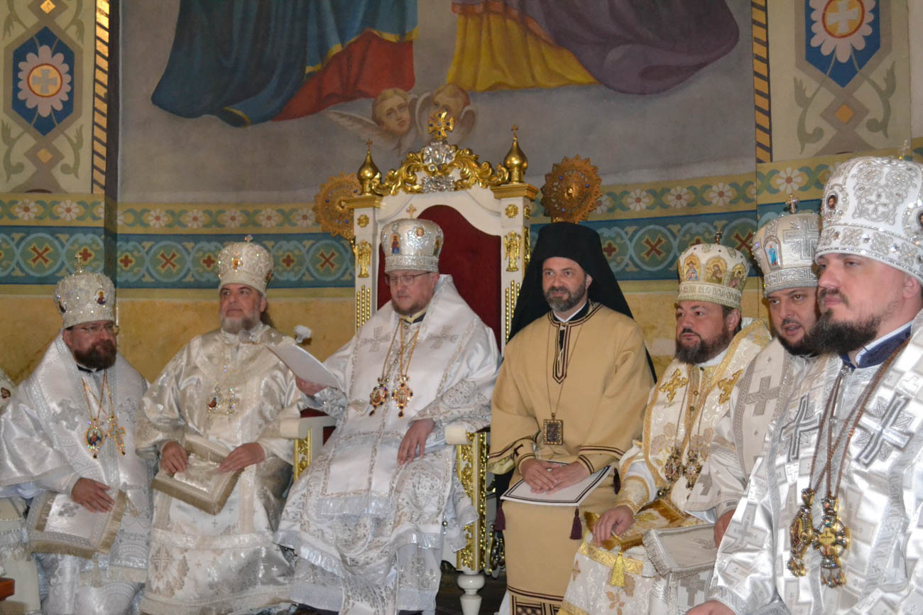 ВОЛОДИМИР. Митрополит Олександр привітав керуючого єпархією архієпископа Матфея з 50-річчям