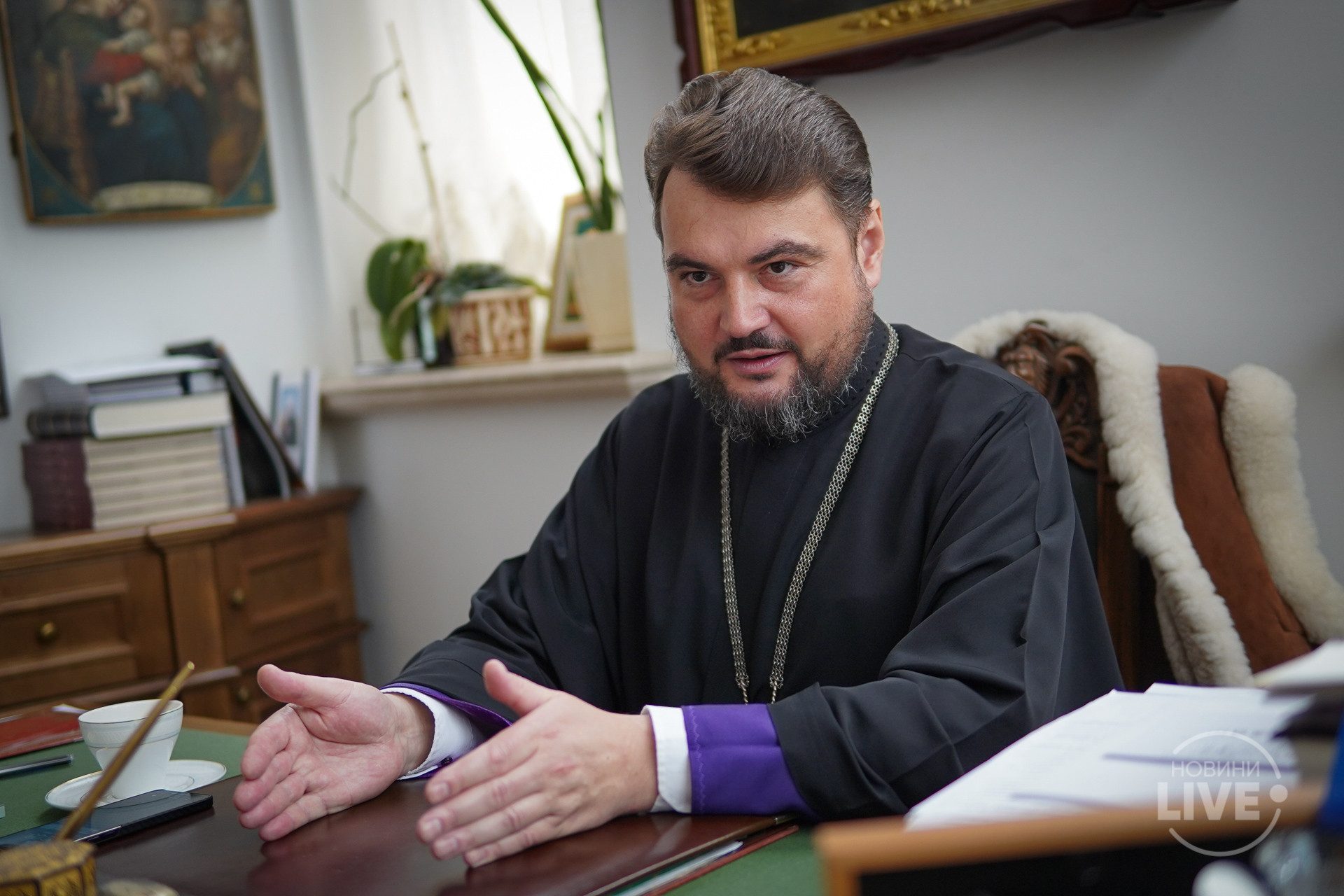 "Вони — не віруючі люди, це антихристияни": митрополит Олександр про політичне православ'я, прагнення помсти і що є гріхом у війну