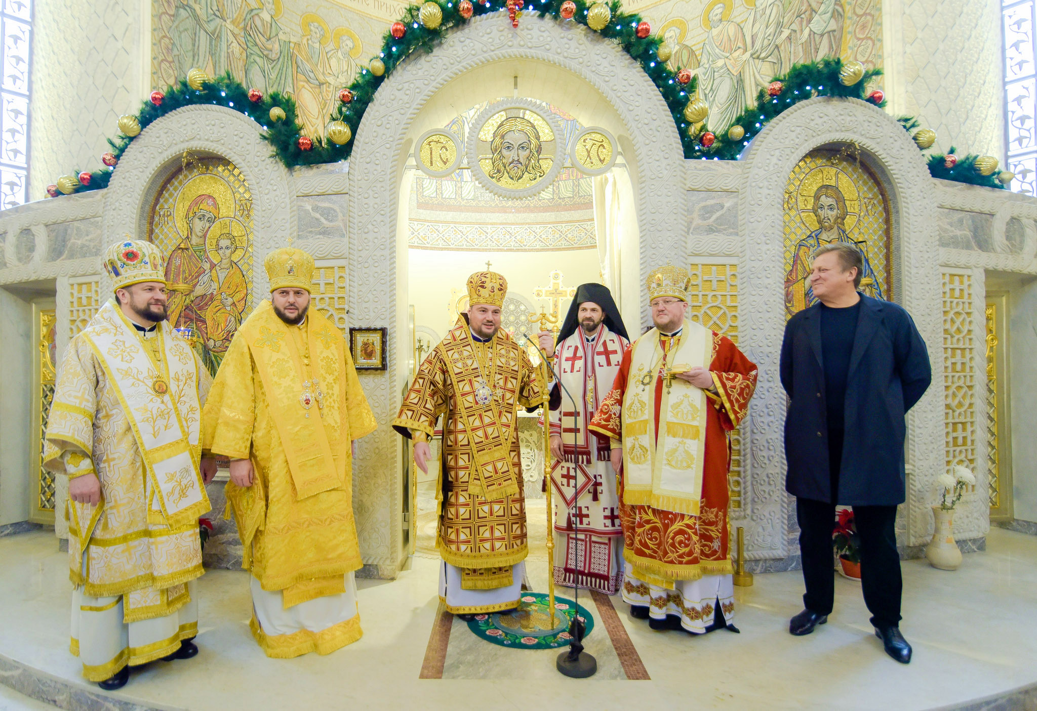 На свято Миколая Чудотворця керуючий єпархією очолив Літургію у кафедральному соборі