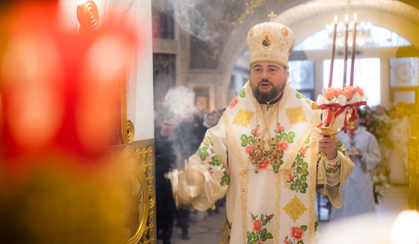 На Пасху митрополит Олександр відправив богослужіння у Спасо-Преображенському соборі м. Києва
